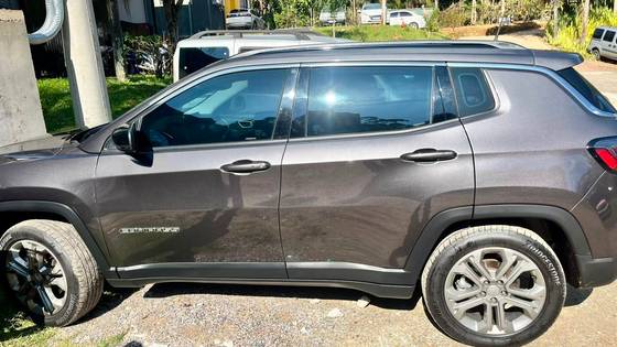 JEEP COMPASS 1.3 T270 TURBO FLEX LONGITUDE AT6 JEEP COMPASS 1.3 T270 TURBO FLEX LONGITUDE AT6